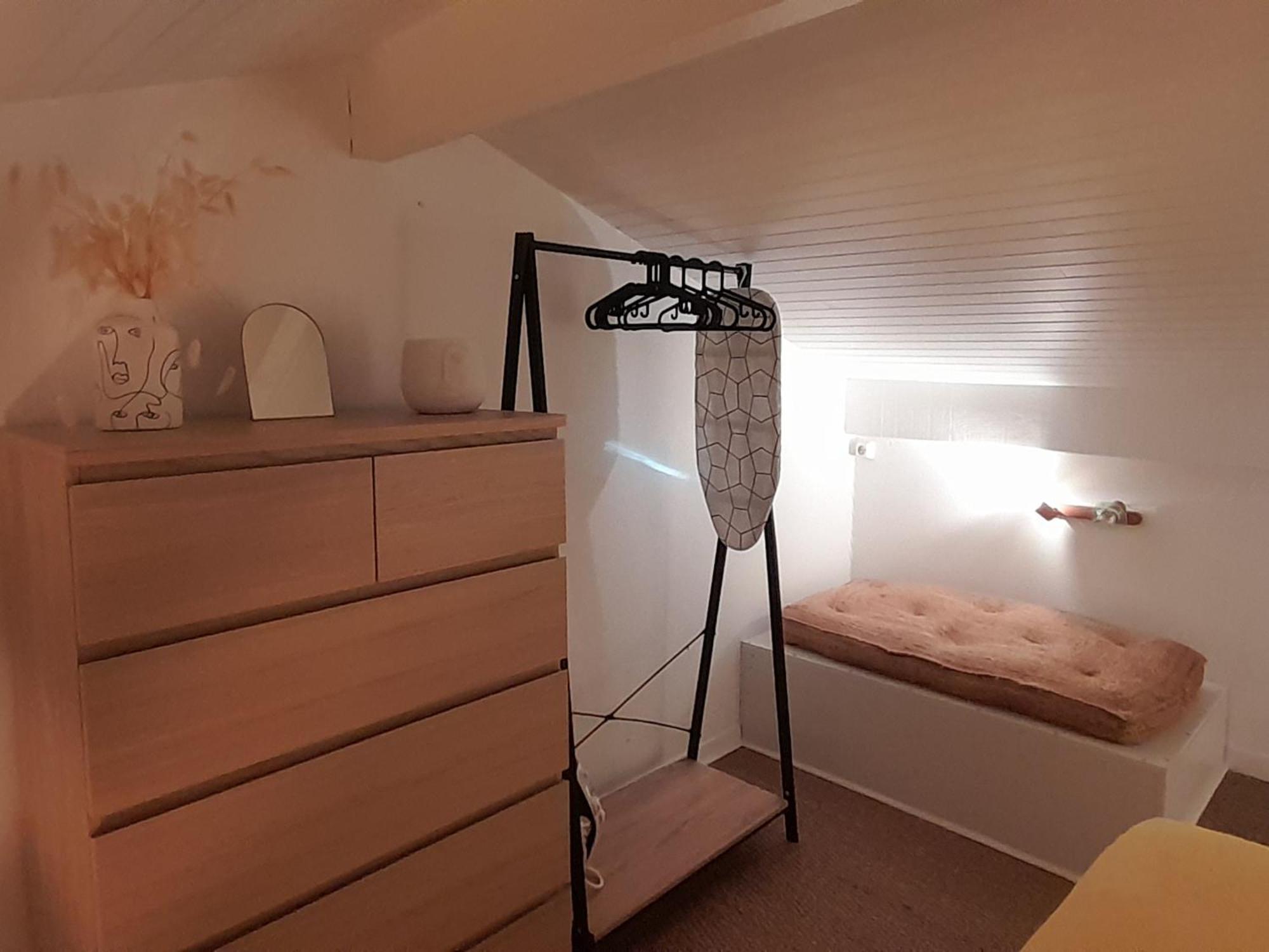 Charmante Villa Patio Avec Terrasse : Proche Plages Et Centre, Ideale Pour 4 Personnes - Fr-1-239-789 카브레톤 외부 사진