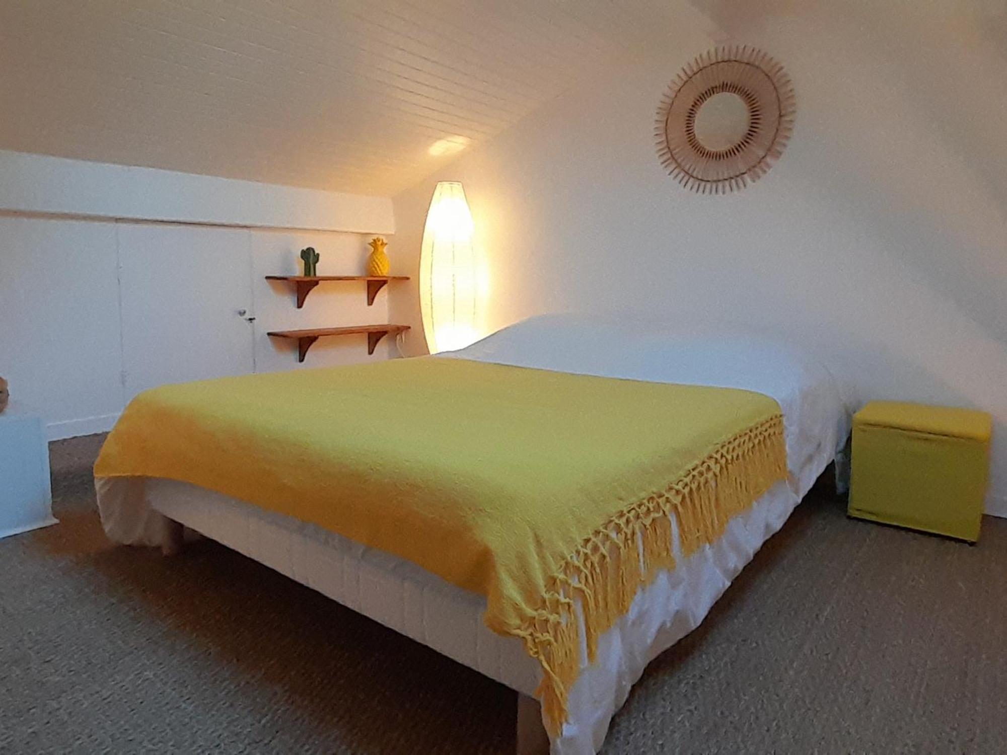 Charmante Villa Patio Avec Terrasse : Proche Plages Et Centre, Ideale Pour 4 Personnes - Fr-1-239-789 카브레톤 외부 사진